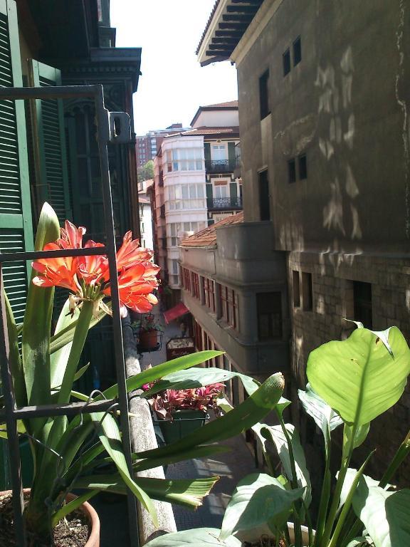 Roquefer Bilbao Central Rooms Εξωτερικό φωτογραφία